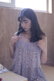 日本比基尼美女被揉胸